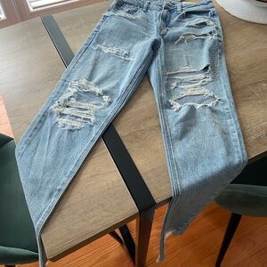 American Eagle Light Blue Mom Jeans